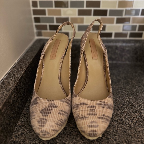 BCBGMAXAZRIA Snakeskin Pumps - Picture 3 of 6